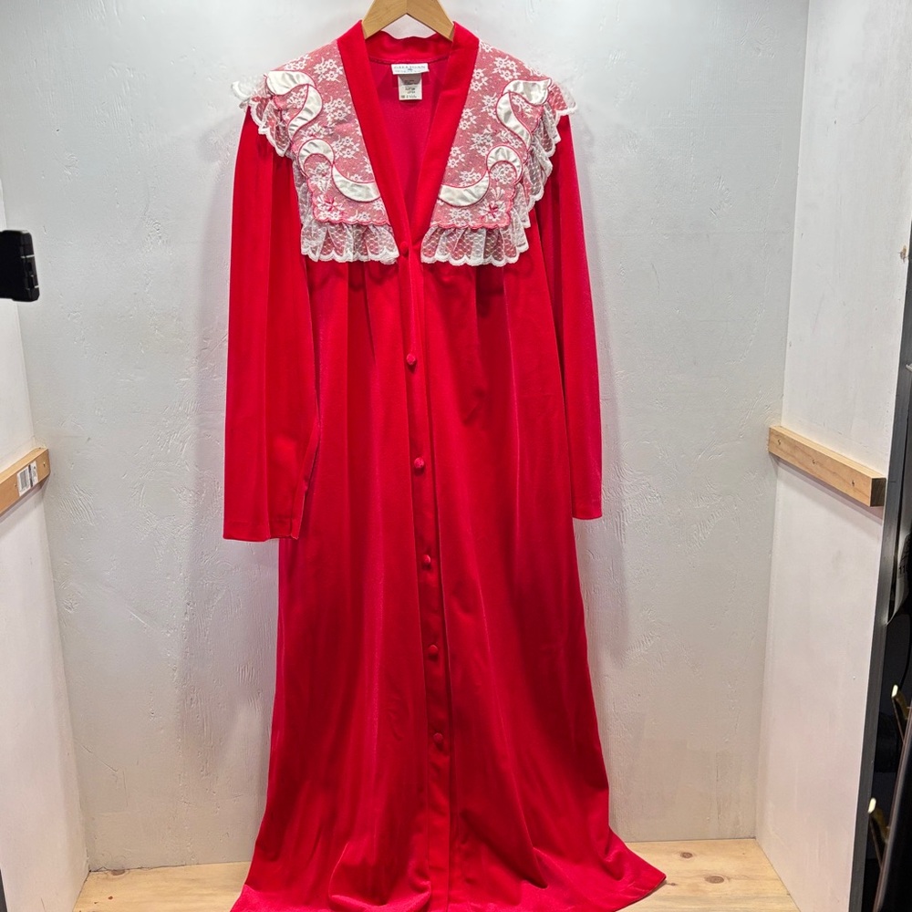 Gilligan & O'Malley Vintage Red Dressing Gown House Coat Button Down Pockets Med